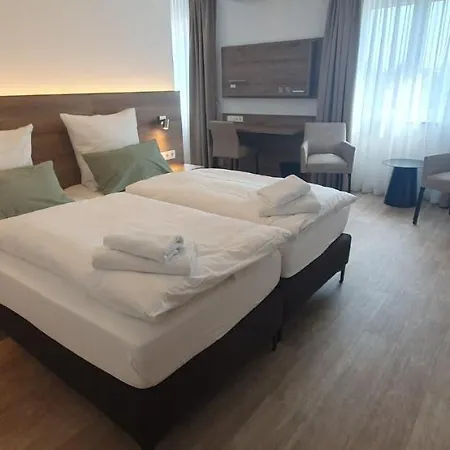 Landhotel Imhof 3* Neuhof (Hessen)